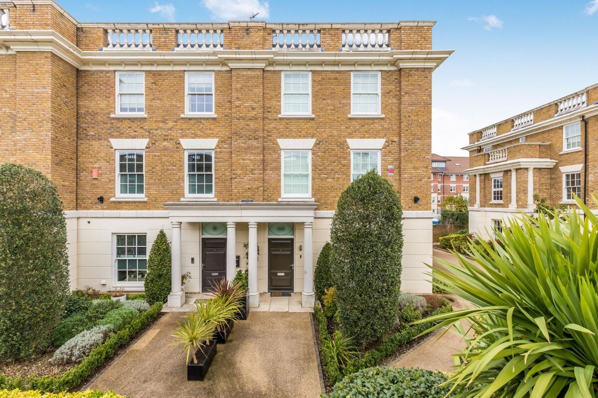house for sale in Corsellis Square, St. Margarets, Twickenham, TW1