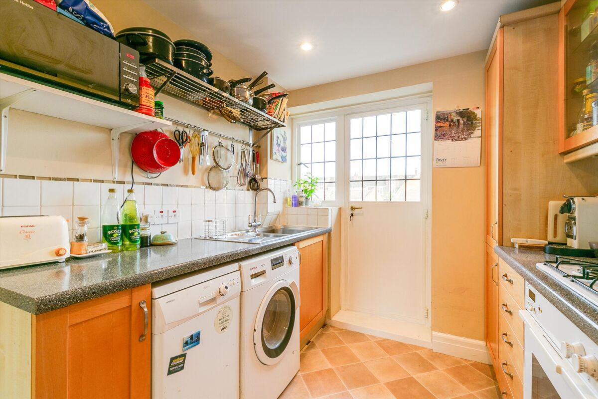 flat for sale in Fitzwilliam House, Little Green, Richmond, TW9