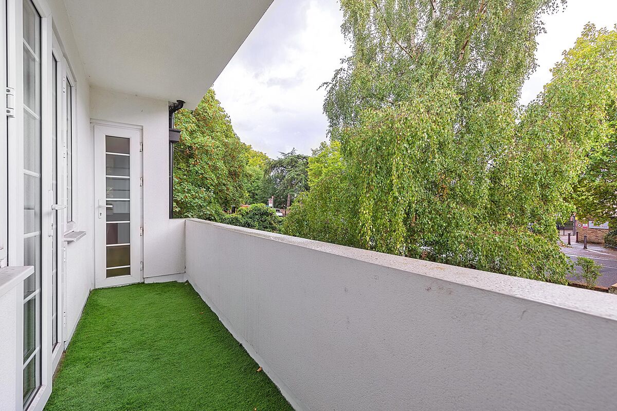 flat for sale in Richmond Road, Twickenham, TW1 RCH012205735 Knight