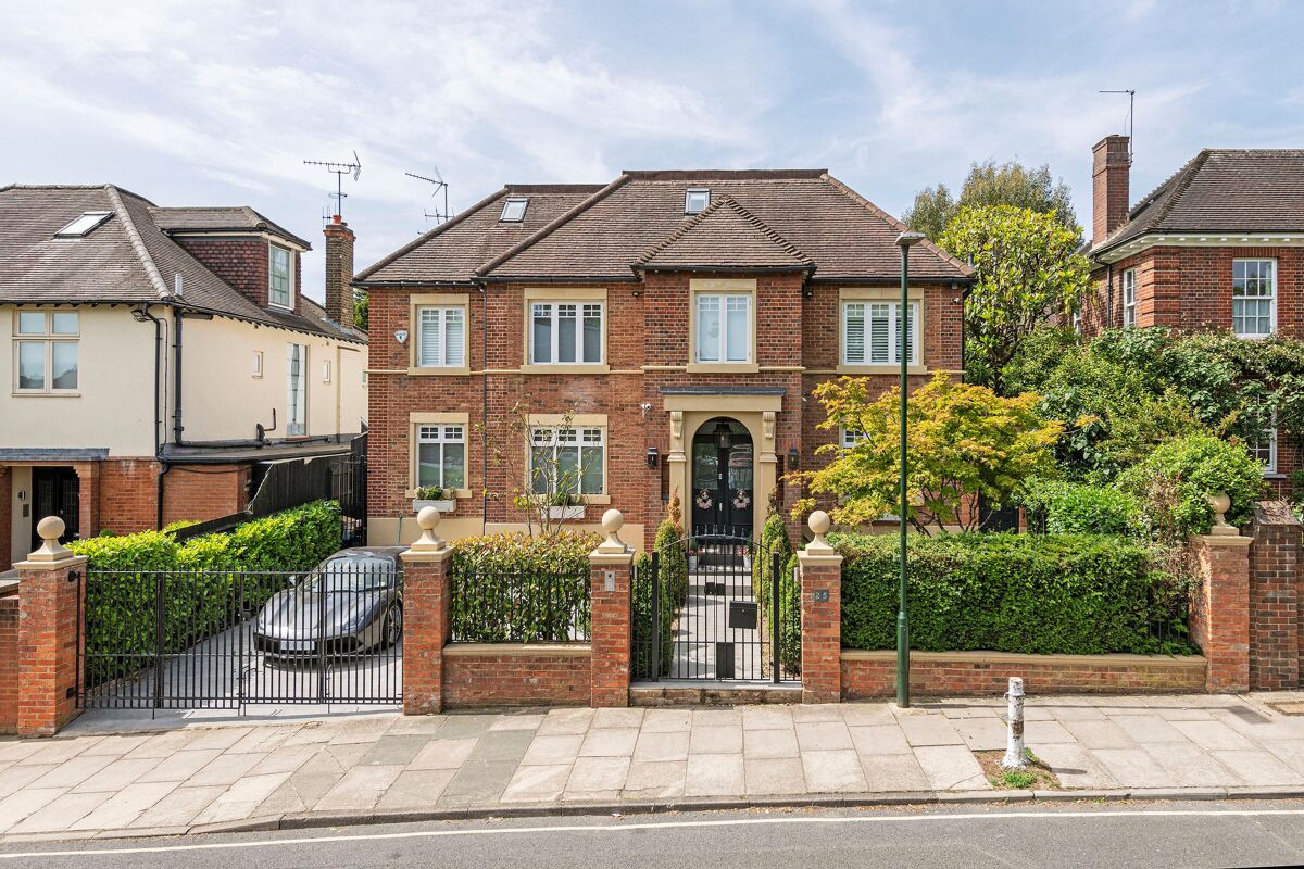 house for sale in Marchmont Road, Richmond, TW10 RCH012214531