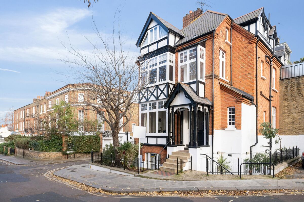 flat for sale in The Hermitage, Richmond, TW10 RCH012250502 Knight