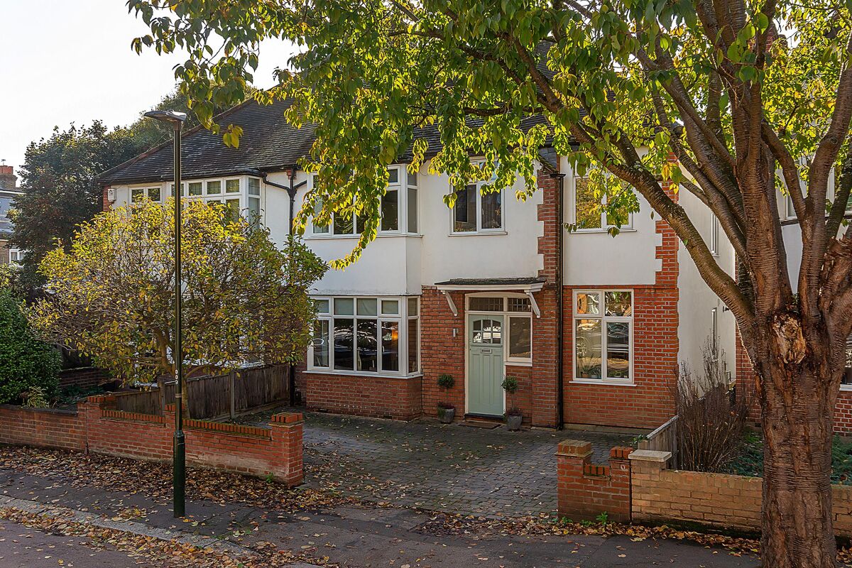 house for sale in Connaught Road, Teddington, TW11 - rch012254834 ...