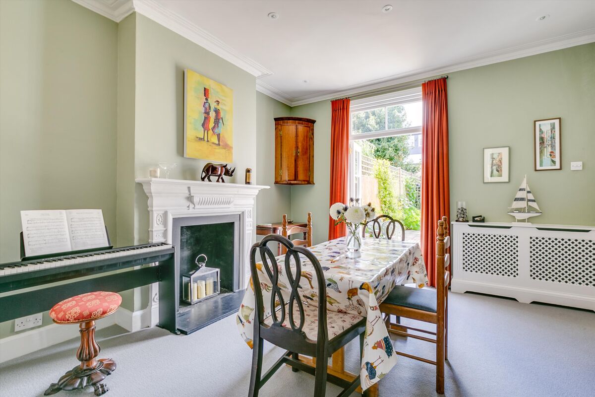 house for sale in Spencer Gardens, London, SW14 RCH012256331 Knight