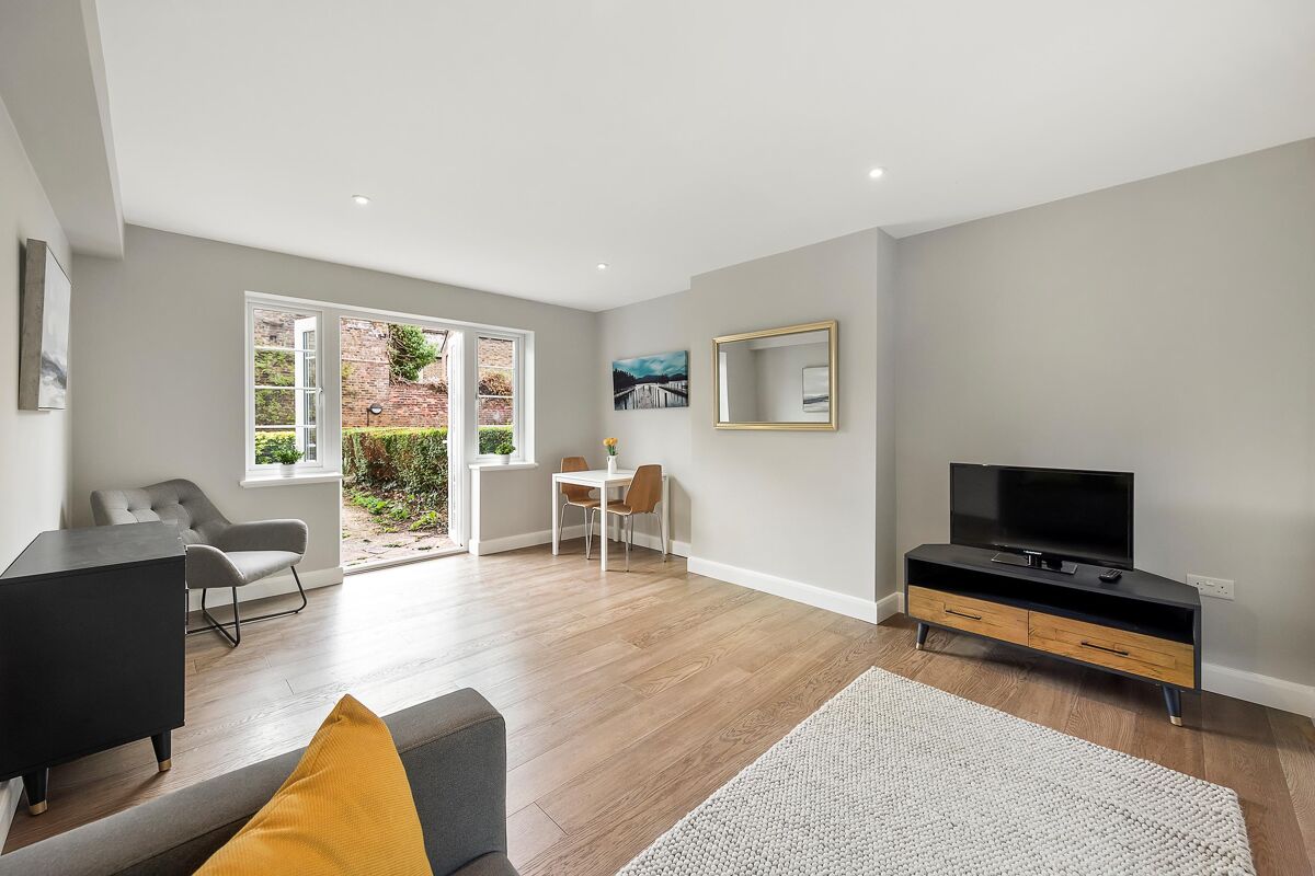 flat for sale in Richmond Road, Twickenham, TW1 RCH012281336 Knight