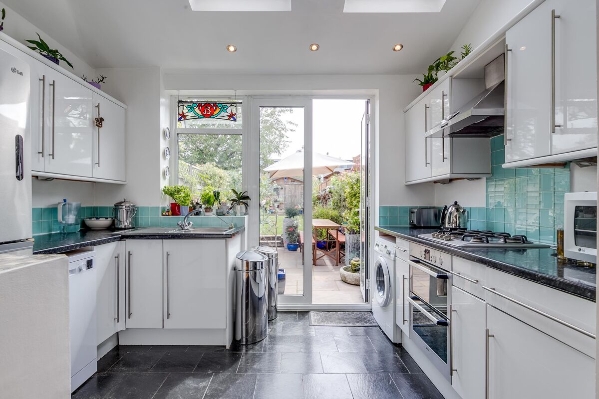 house for sale in Haliburton Road, St. Margarets, TW1 RCH012295982