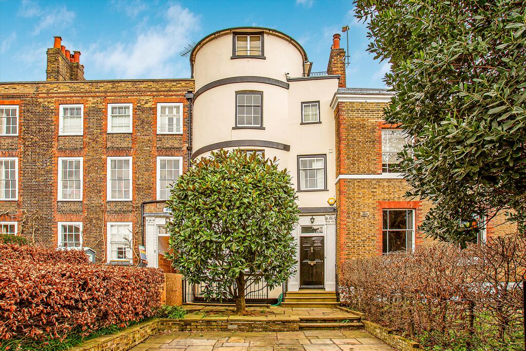 Image of Sheen Road, Richmond, Surrey, TW9