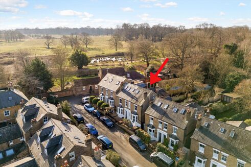 Picture of 5 bedroom house for sale.