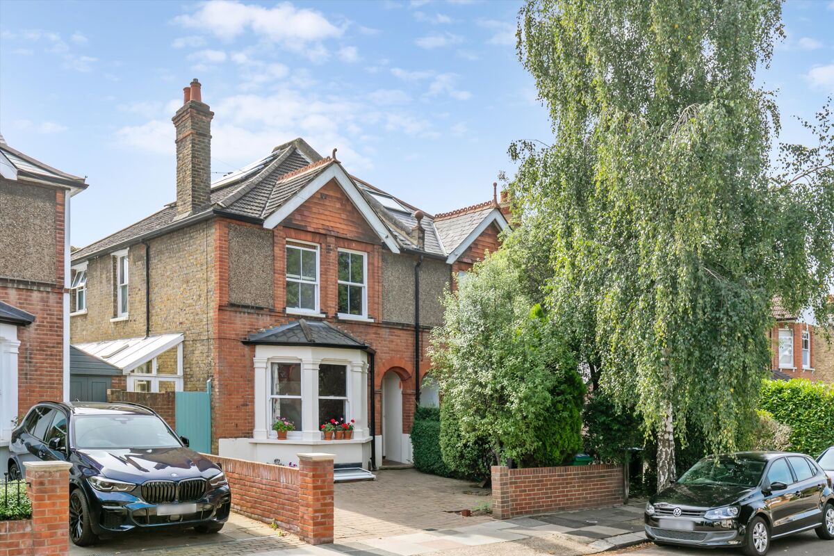 house for sale in Munster Road, Teddington, TW11 RCH012458862
