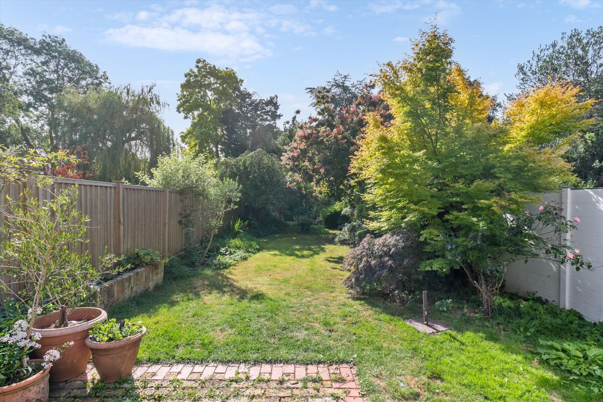 house for sale in Munster Road, Teddington, TW11 RCH012458862