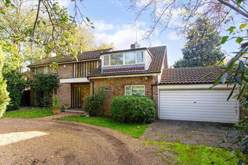 Picture of 4 bedroom house for sale.