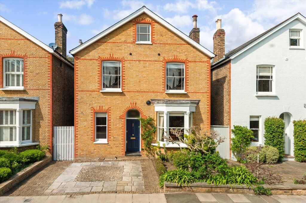 Image of Dynevor Road, Richmond, TW10