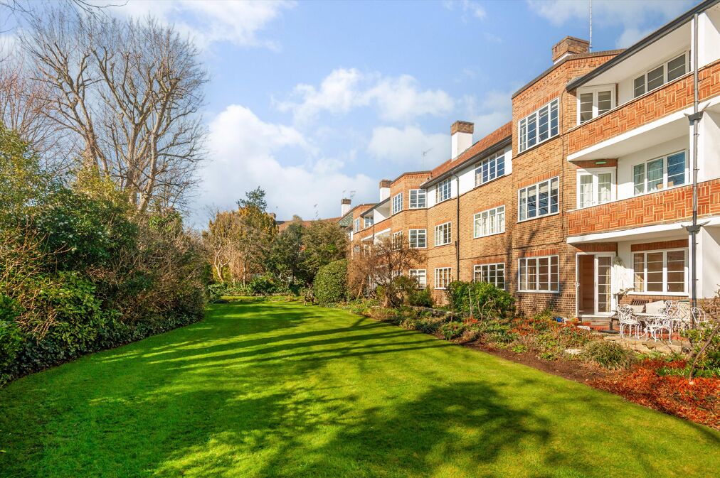 Image of Chester Close, Chester Avenue, Richmond, TW10