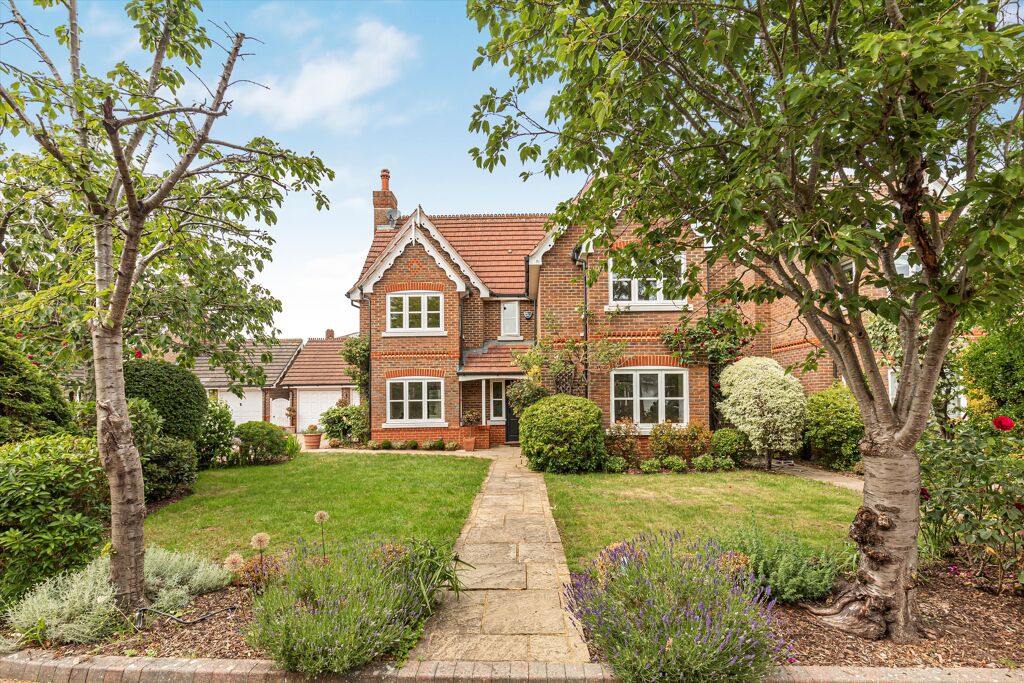 Image of Bainbridge Close, Ham, Richmond TW10