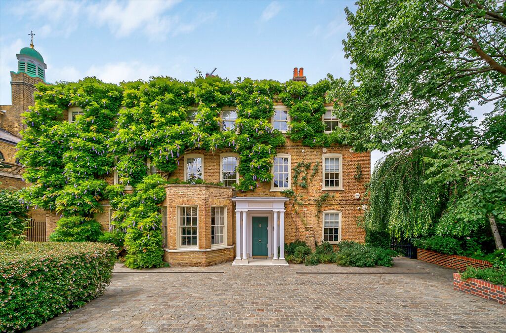 Image of The Vineyard, Richmond, Surrey TW10