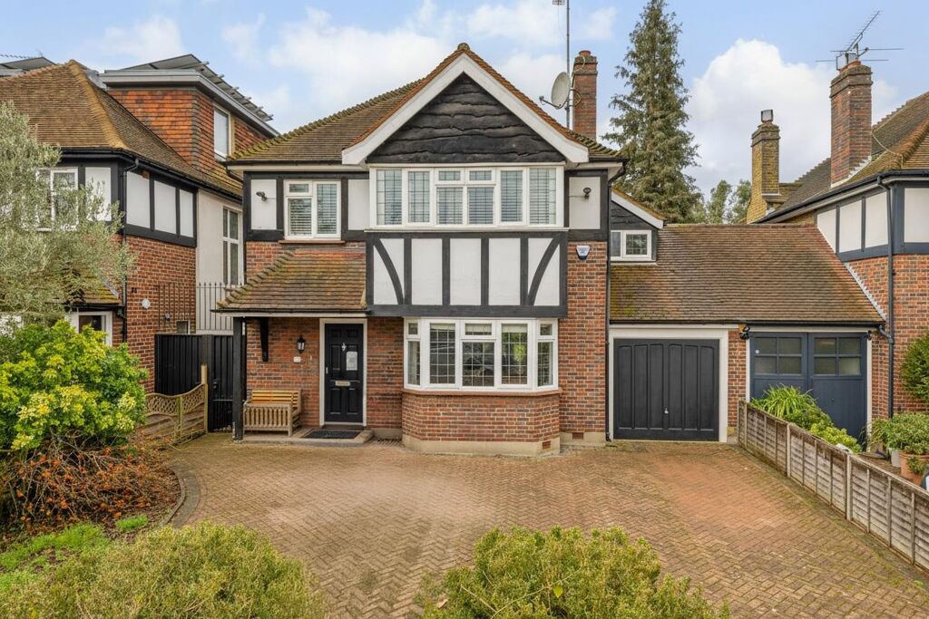 Image of Petersham Road, Richmond TW10