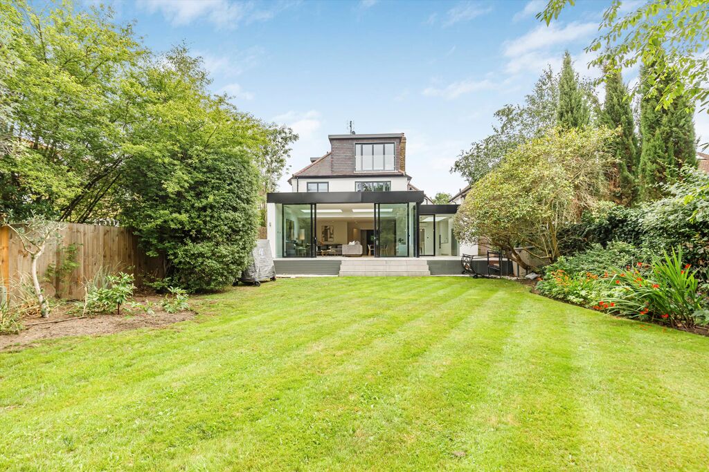 Image of Petersham Road, Richmond, TW10