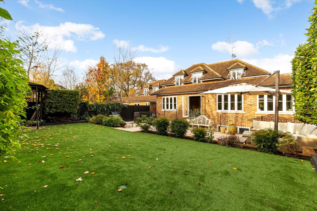 Image of Bank Lane, Roehampton, London, SW15