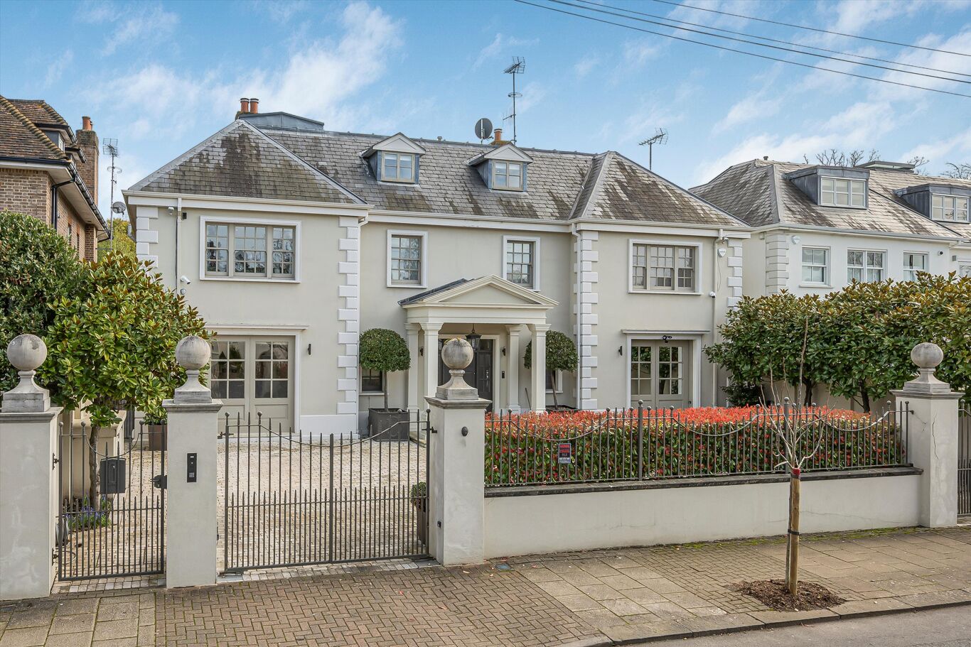 Image of Roehampton Gate, London SW15.
