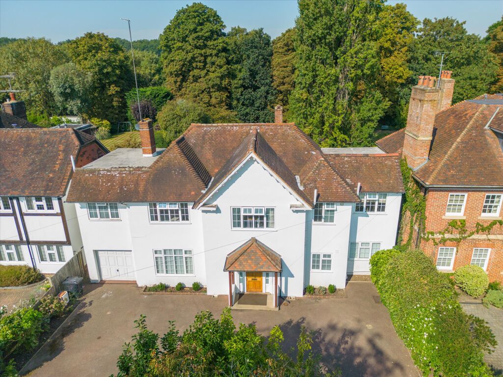 Image of Roedean Crescent, London SW15