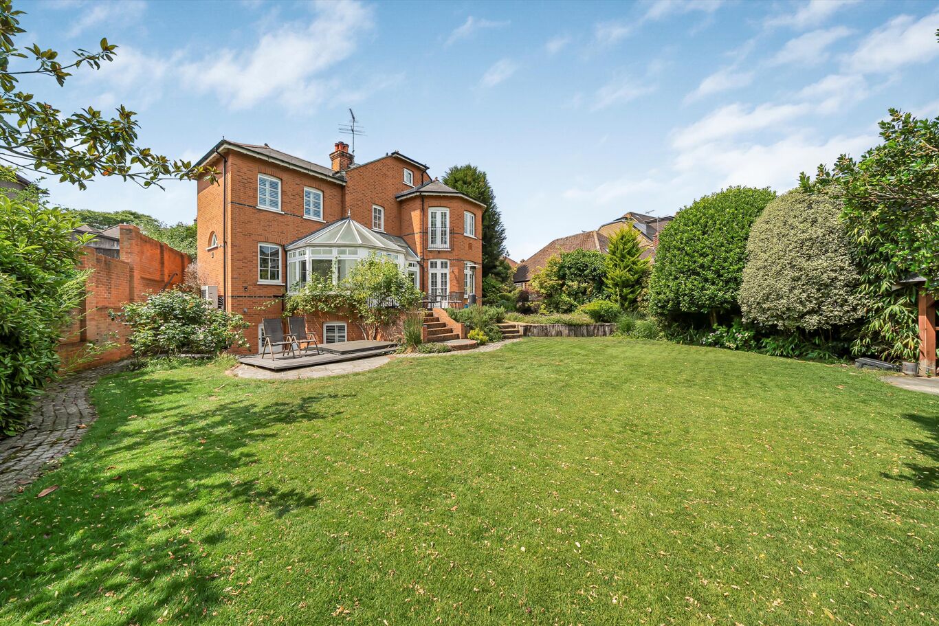 Image of Twickenham Road, Teddington TW11