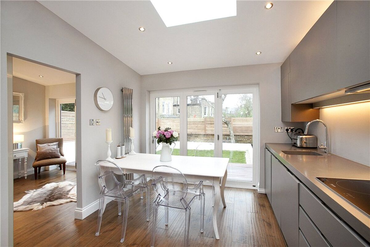 flat for sale in Lancaster Park, Richmond, TW10 RCH120234 Knight Frank