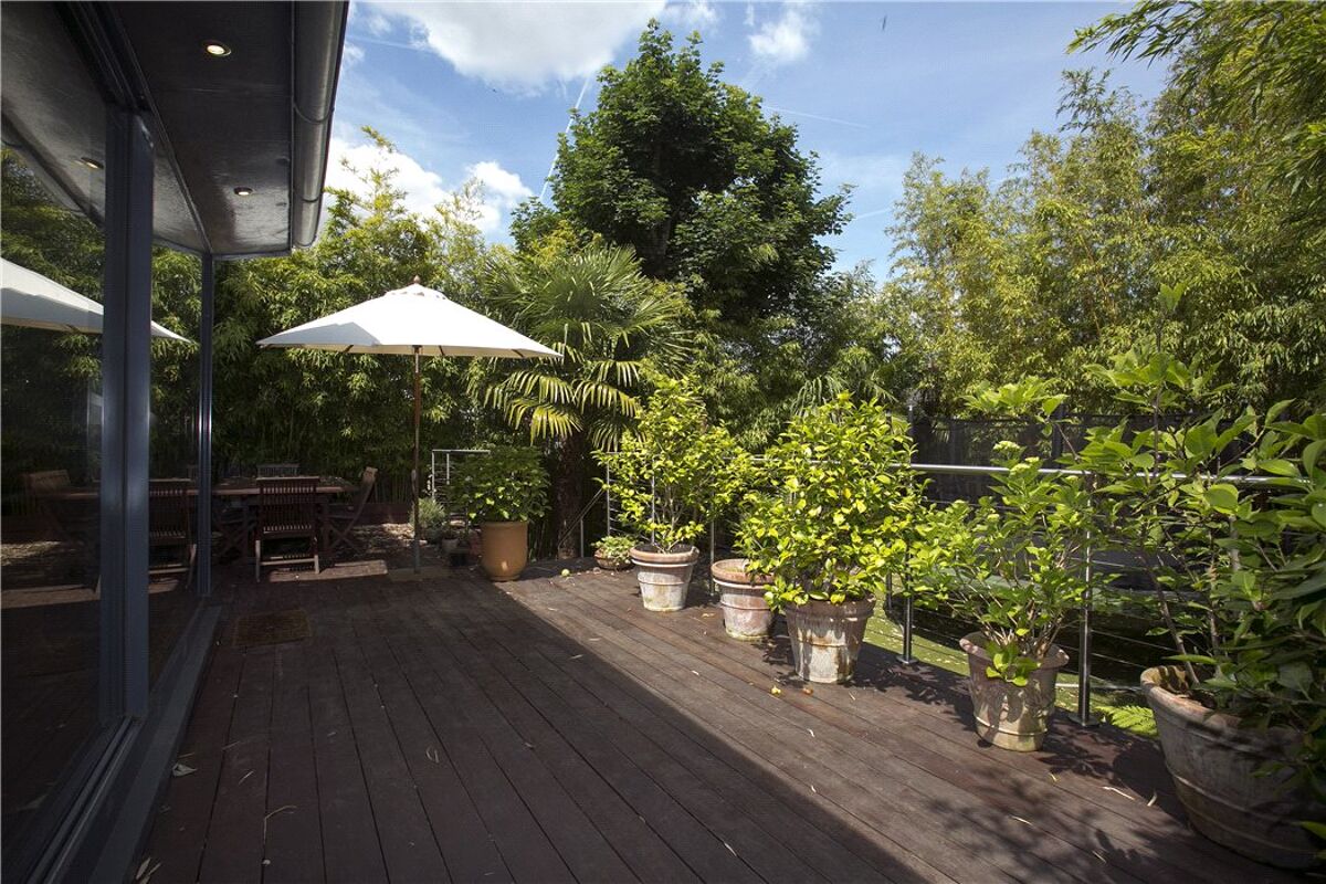 house for sale in Sheen Road, Richmond, London, TW10 RCH140090