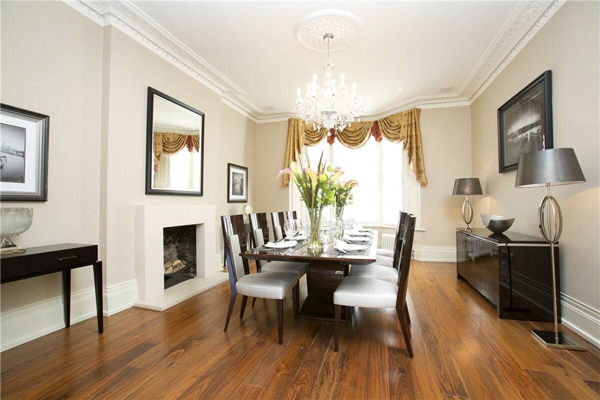 house for sale in Montague Road, Richmond, London, TW10 RCH140175