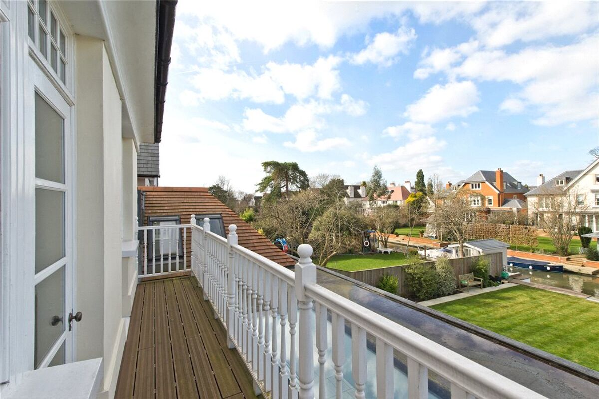 house for sale in Broom Water, Richmond, Teddington, TW11 RCH170025