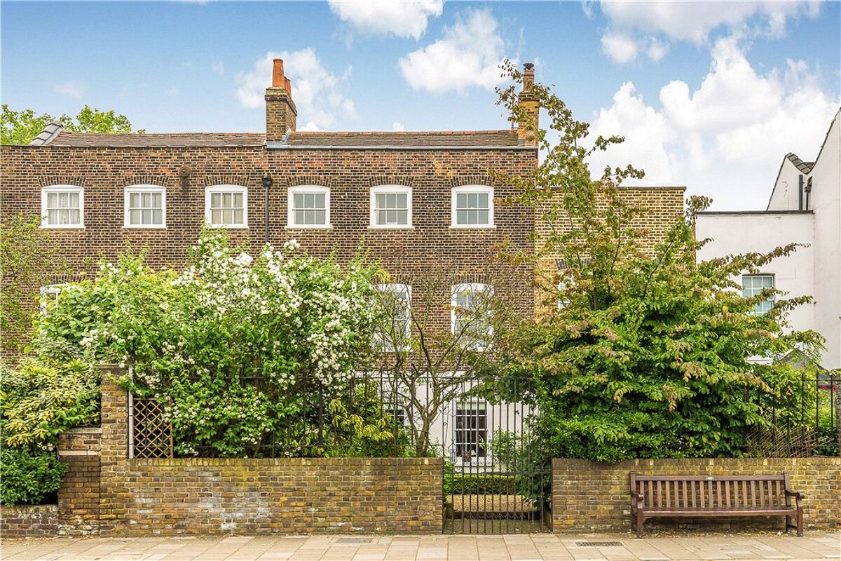 house for sale in Kew Road, Richmond, TW9 RCH170044 Knight Frank