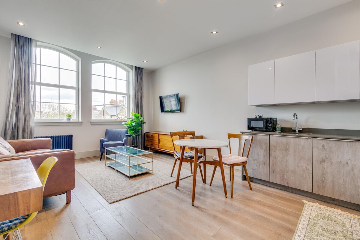 flat for sale in Mill House, 26 Dunstable Road, Richmond, TW9