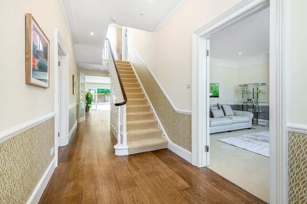 house for sale in Lion Gate Gardens, Richmond, TW9 RCH180139 Knight