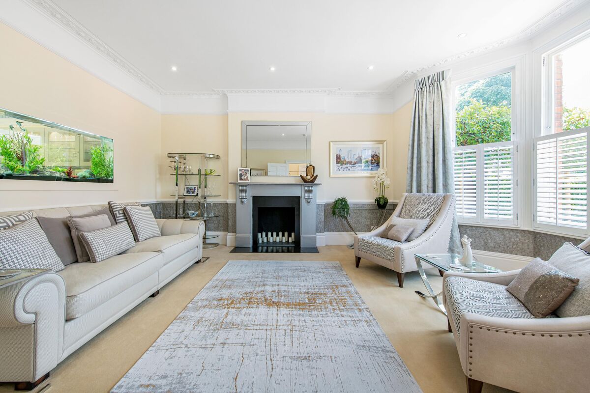 house for sale in Lion Gate Gardens, Richmond, TW9 RCH180139 Knight