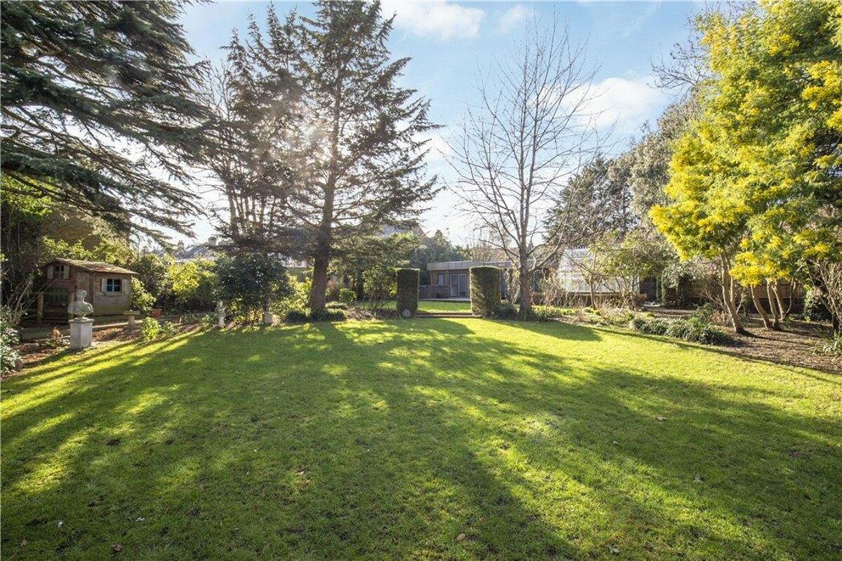 house for sale in Waldegrave Park, Twickenham, TW1 RCH180163 Knight