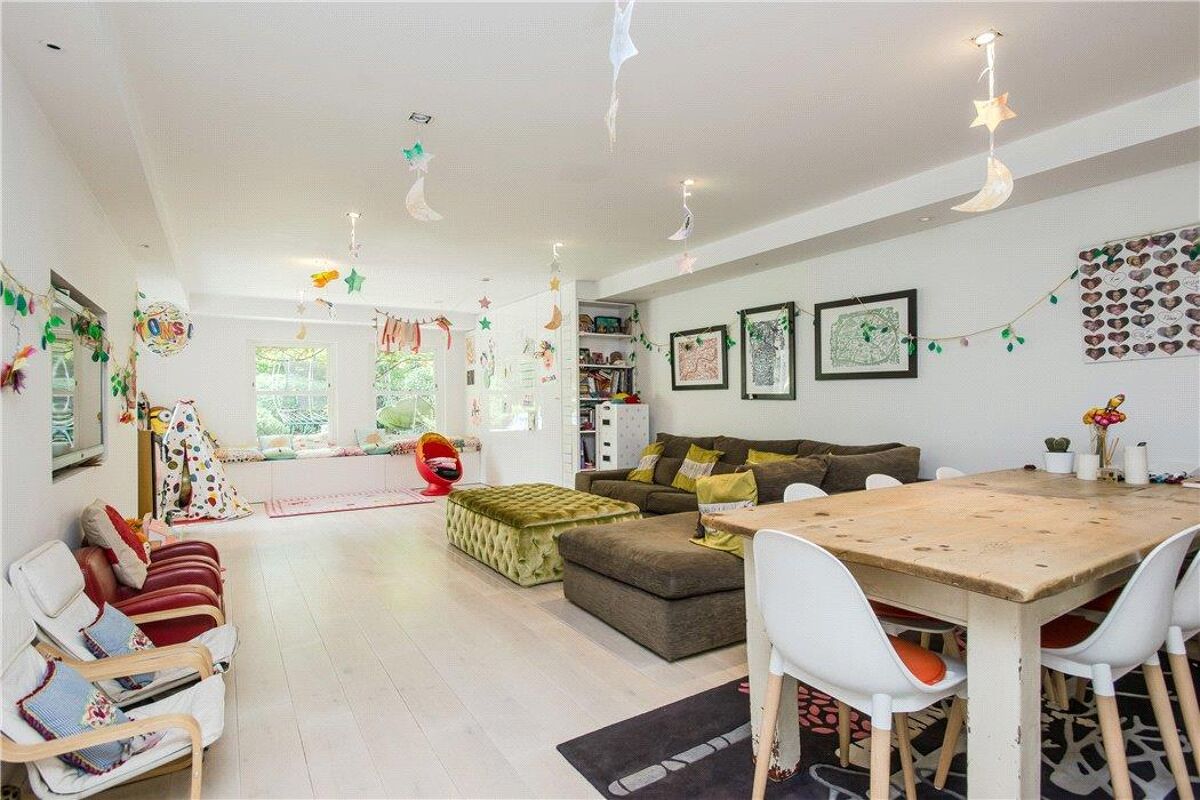 house for sale in Ailsa Road, Twickenham, Richmond, TW1 RCH180166