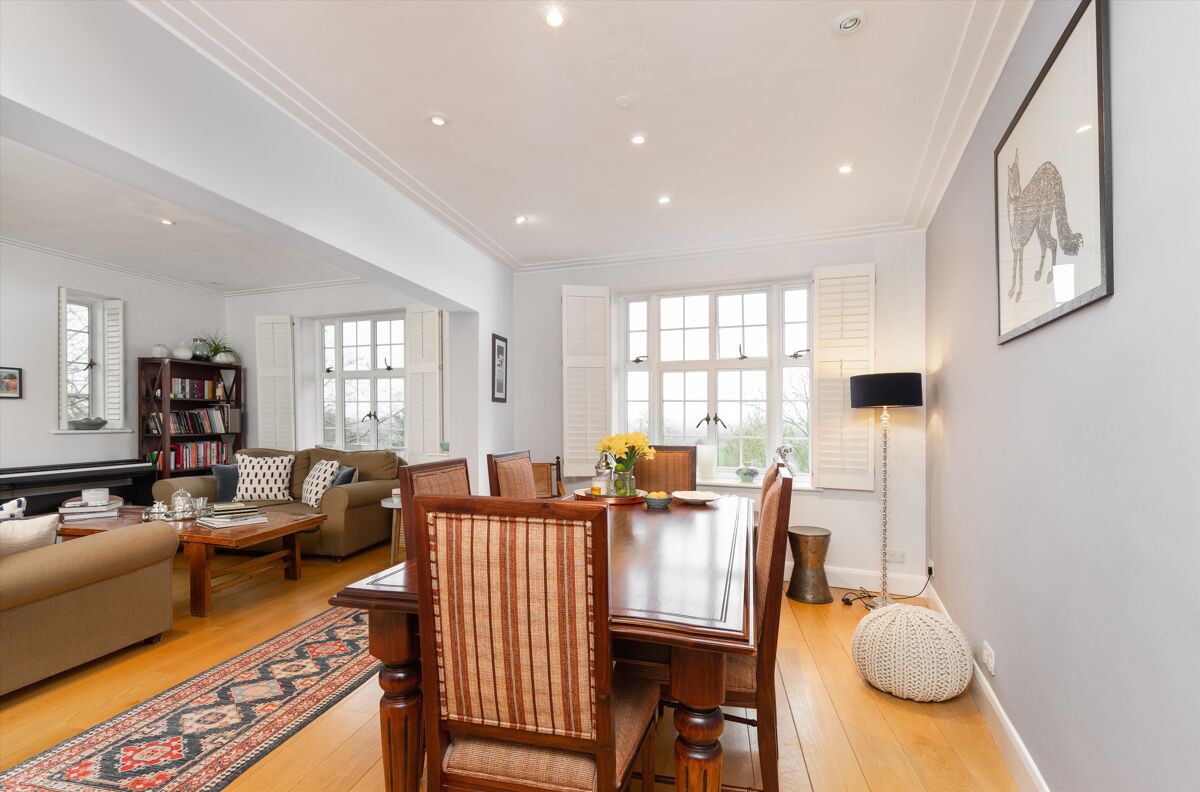 flat for sale in Glenmore House, Richmond Hill, Richmond, TW10