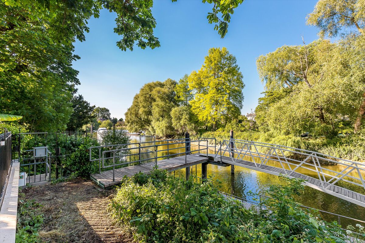 Property for sale Richmond Bridge Moorings, Willoughby Road, Richmond