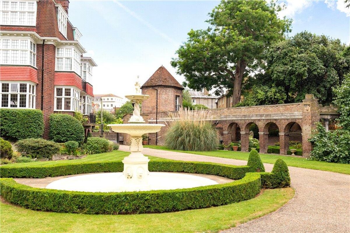 Property for sale Queensberry House, Friars Lane, Richmond, TW9