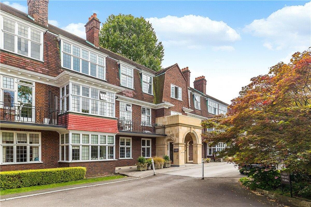 flat for sale in Queensberry House, Friars Lane, Richmond, TW9