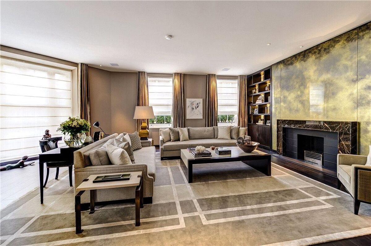 house for sale in Wilton Mews, Belgravia, London, SW1X RDR140142