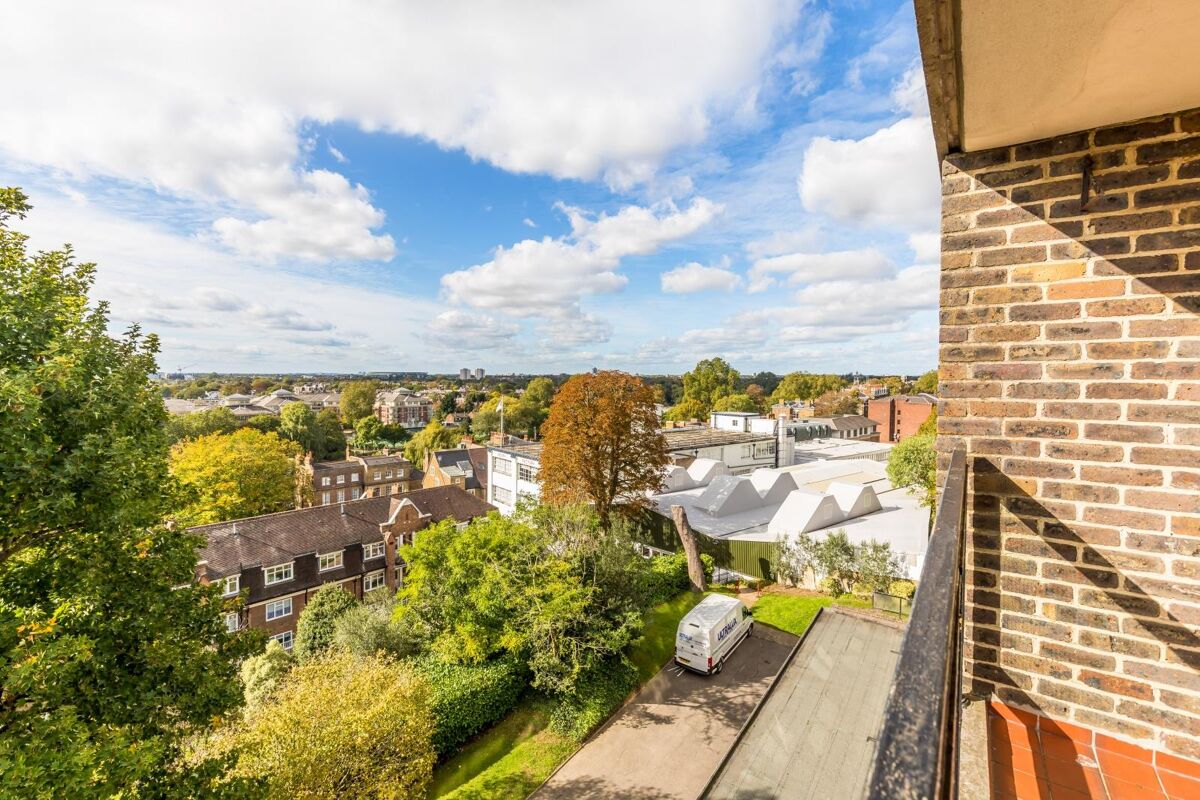 flat to rent in Bromwich House, 45 Howson Terrace, Richmond, TW10