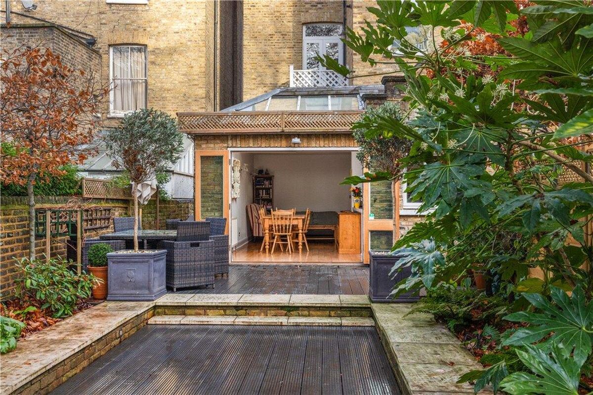 flat to rent in Cardigan Road, Richmond, TW10 RMQ012085846 Knight Frank