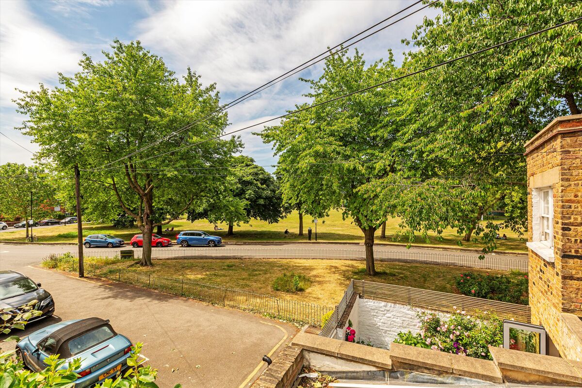 house to rent in Castle Place, Chiswick, London, W4 RMQ012092070