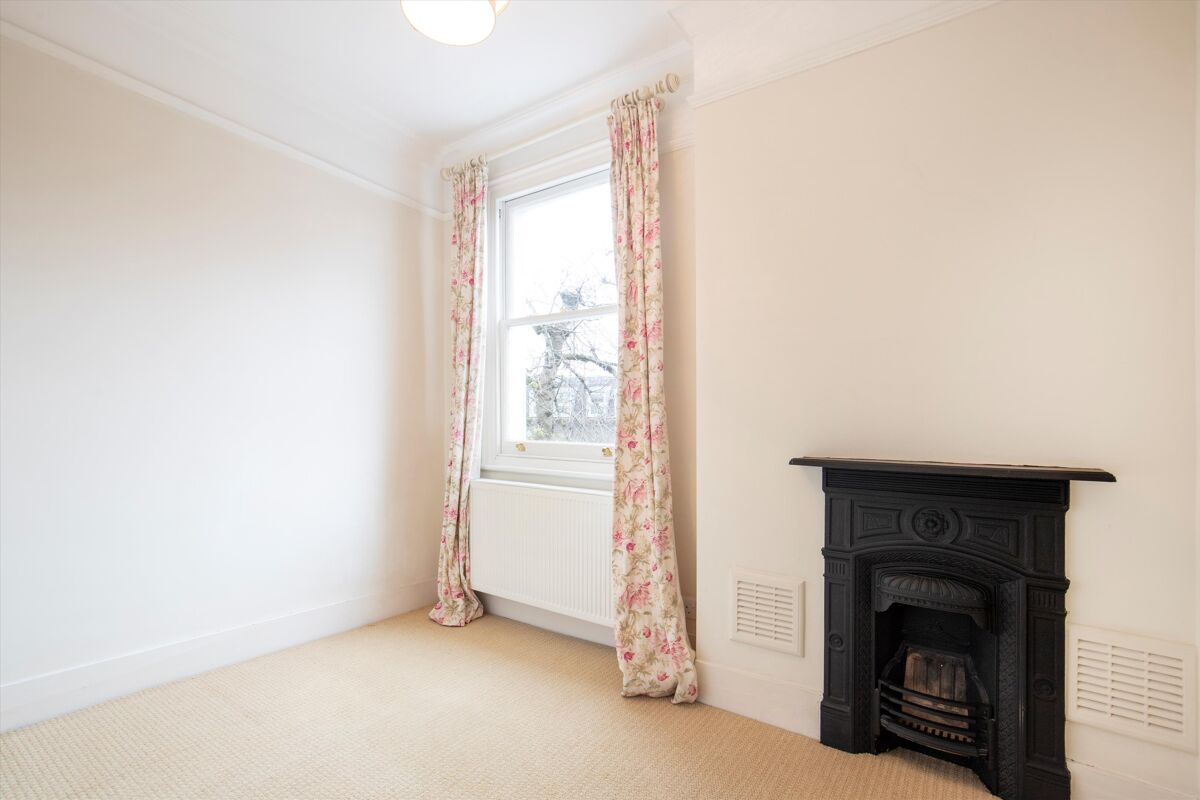 house to rent in Compton Road, London, SW19 RMQ012123719 Knight Frank