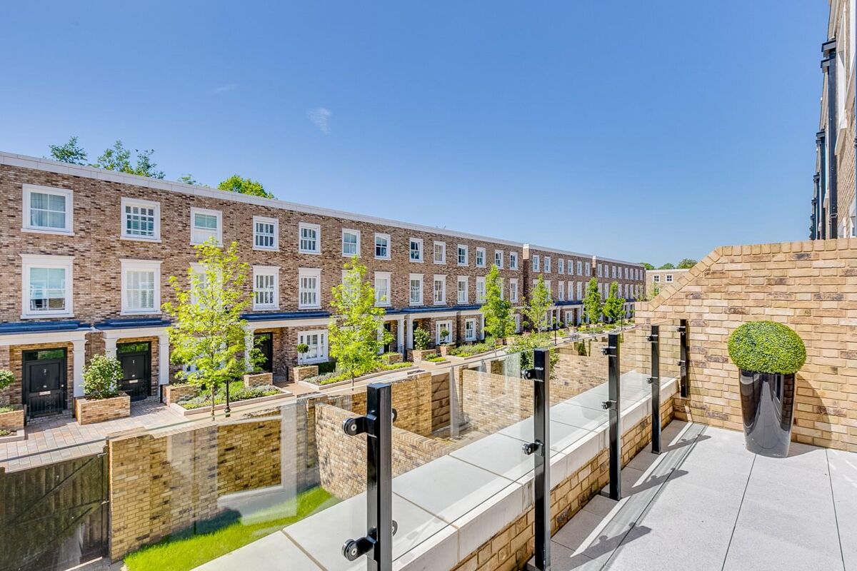 flat to rent in Palladian Gardens, Chiswick, London, W4 RMQ012145956