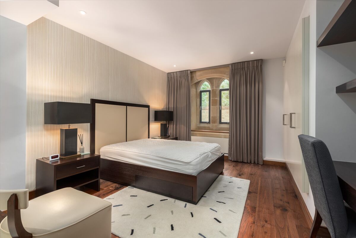 flat to rent in Christchurch, Kew Road, Richmond, TW9 RMQ012166975