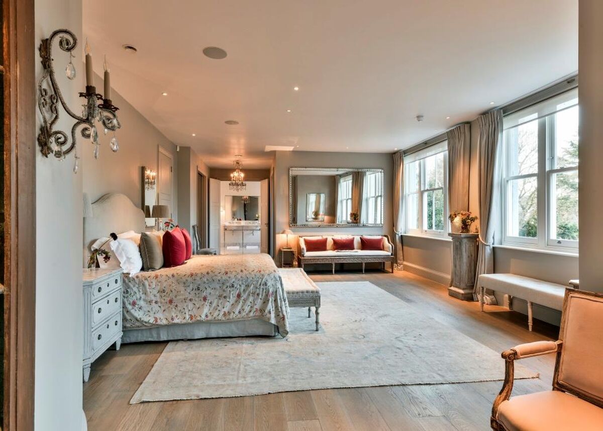 house to rent in Roehampton Gate, Richmond, Putney, London, SW15