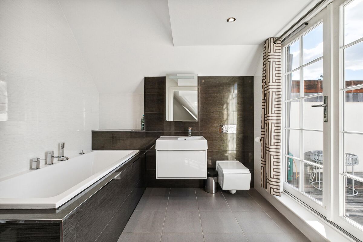 house to rent in West Side Common, Wimbledon, London, SW19