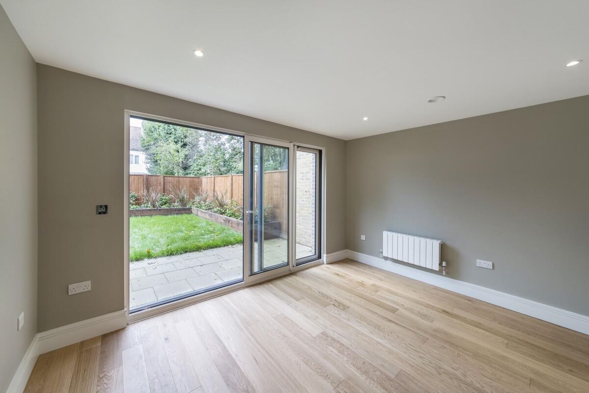 house to rent in Sir Alexander Close, Napier Square, Bromyard Avenue