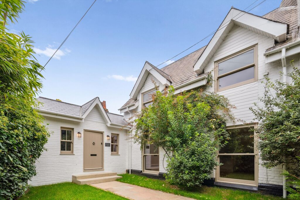 Image of Petersham Road, Richmond, TW10