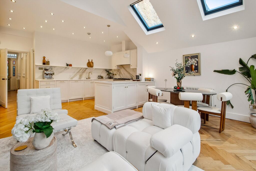 Image of Rusthall Avenue, London, W4